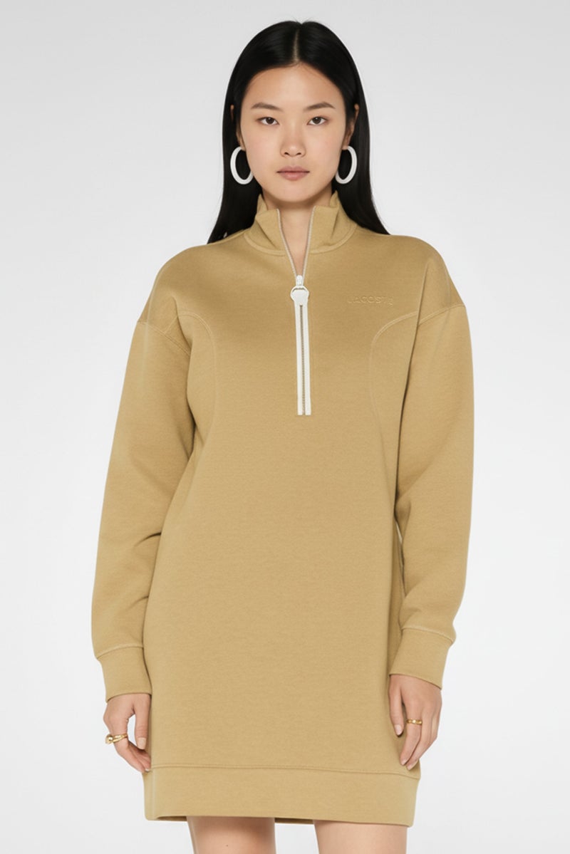 LACOSTE فستان سويت شيرت طويل الأكمام ذو نسيج للنساء، بيج داكن - Image 2
